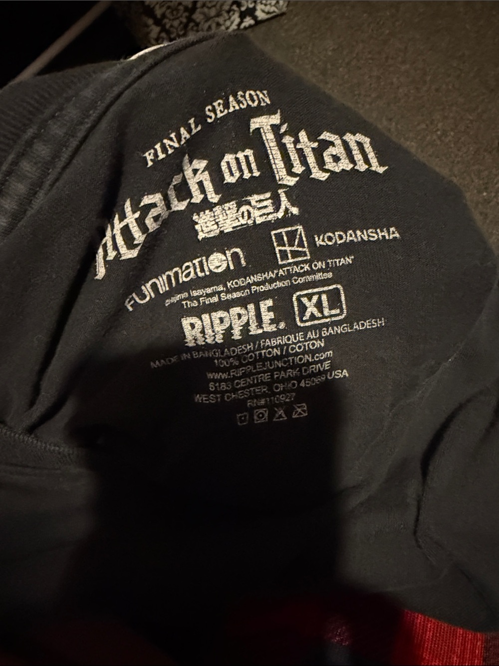 Attack On Titan Female Titan Double Sided Graphic Tee Shirt XL Ripple Junction - Picture 3 of 3